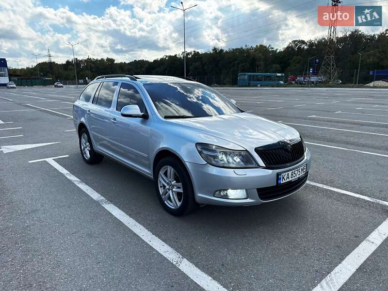 Універсал Skoda Octavia 2011 в Запоріжжі