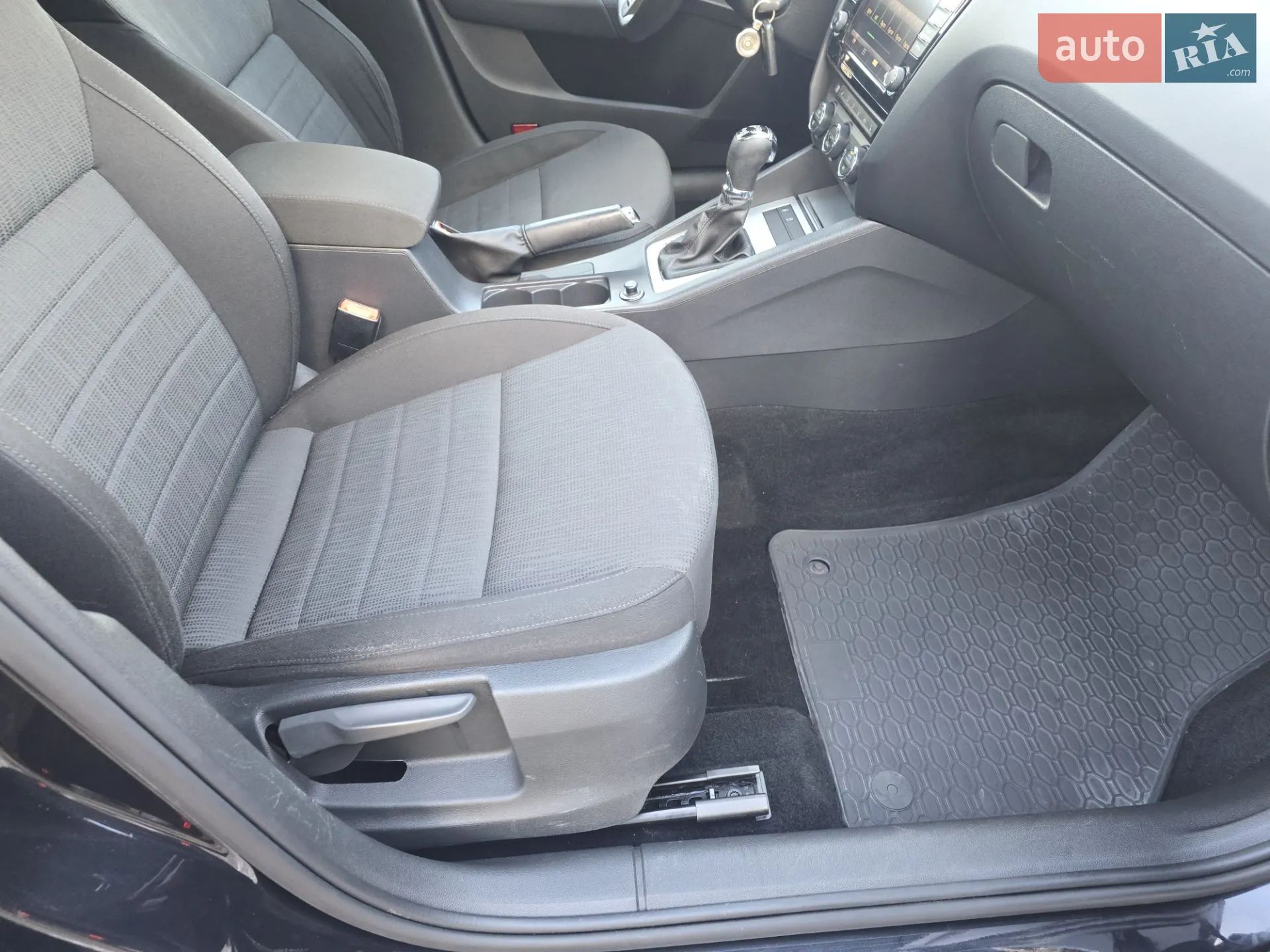 2016 Skoda Octavia - мініатюра 47