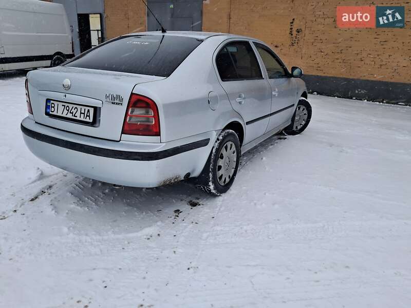 Лифтбек Skoda Octavia 2010 в Полтаве фото 9 Лифтбек Skoda Octavia 2010 в Полтаве
