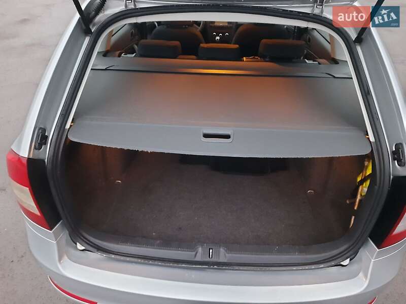 Универсал Skoda Octavia 2009 в Шепетовке