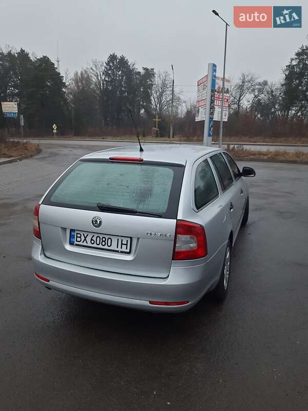 Универсал Skoda Octavia 2009 в Шепетовке
