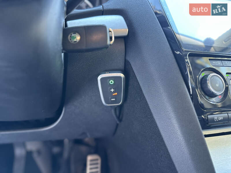 Универсал Skoda Octavia 2011 в Коростене