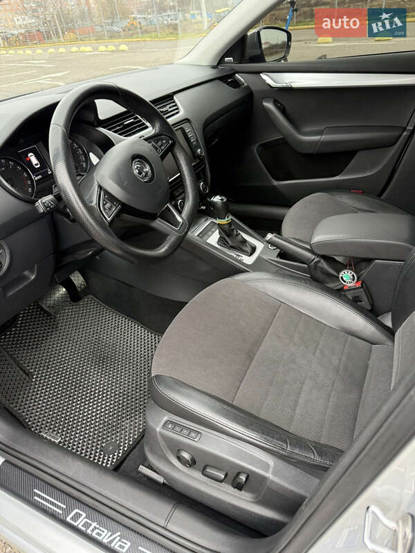 Універсал Skoda Octavia 2016 в Чернівцях