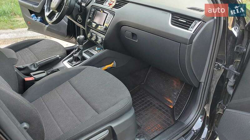 Универсал Skoda Octavia 2014 в Бердичеве