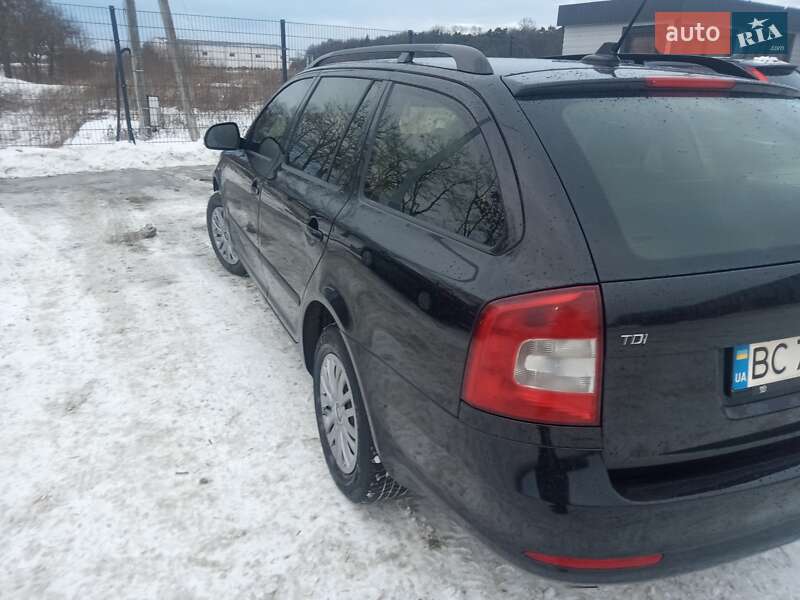 Универсал Skoda Octavia 2012 в Львове