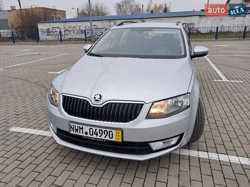 Универсал Skoda Octavia 2016 в Нововолынске