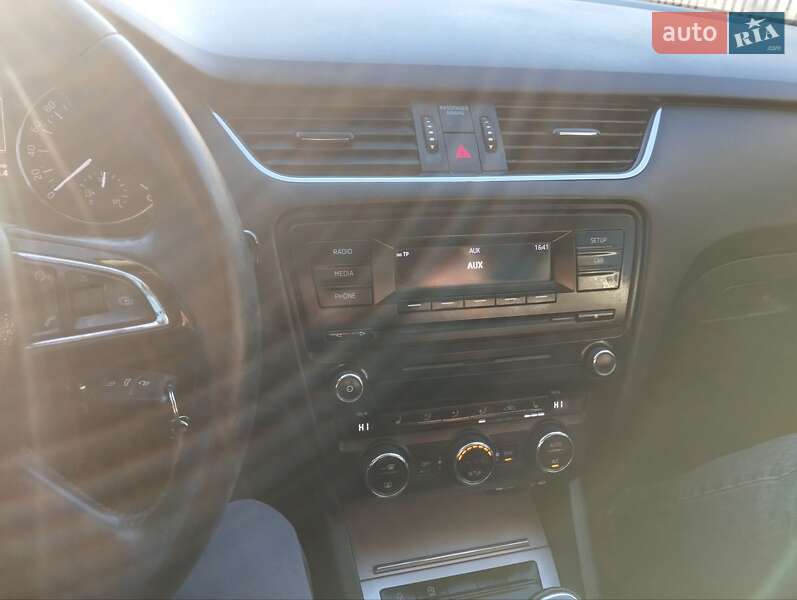 Универсал Skoda Octavia 2013 в Вознесенске фото 12 Универсал Skoda Octavia 2013 в Вознесенске