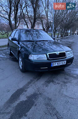 Ліфтбек Skoda Octavia 2002 в Херсоні