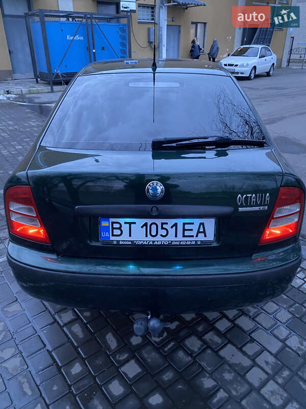 Лифтбек Skoda Octavia 2002 в Херсоне