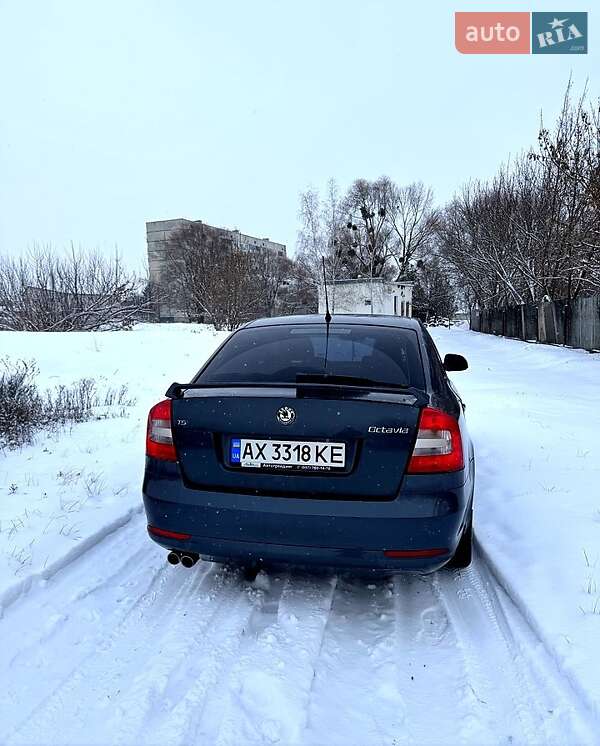 Лифтбек Skoda Octavia 2010 в Змиеве