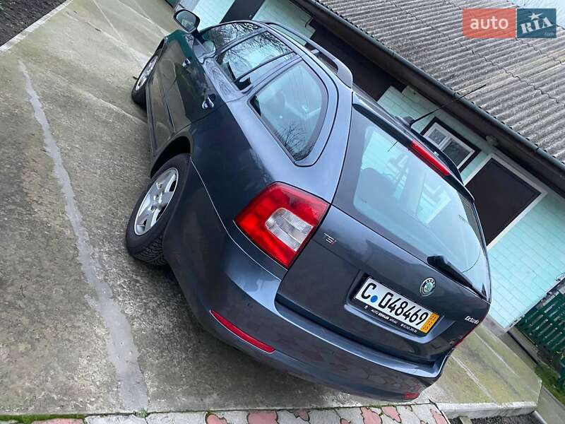 Универсал Skoda Octavia 2009 в Черкассах