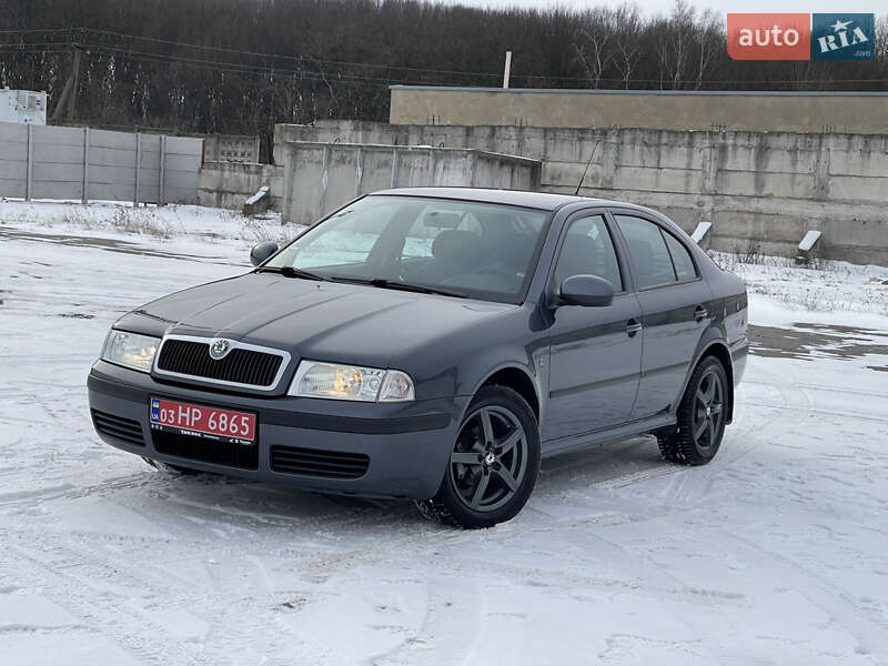 Лифтбек Skoda Octavia 2010 в Виннице