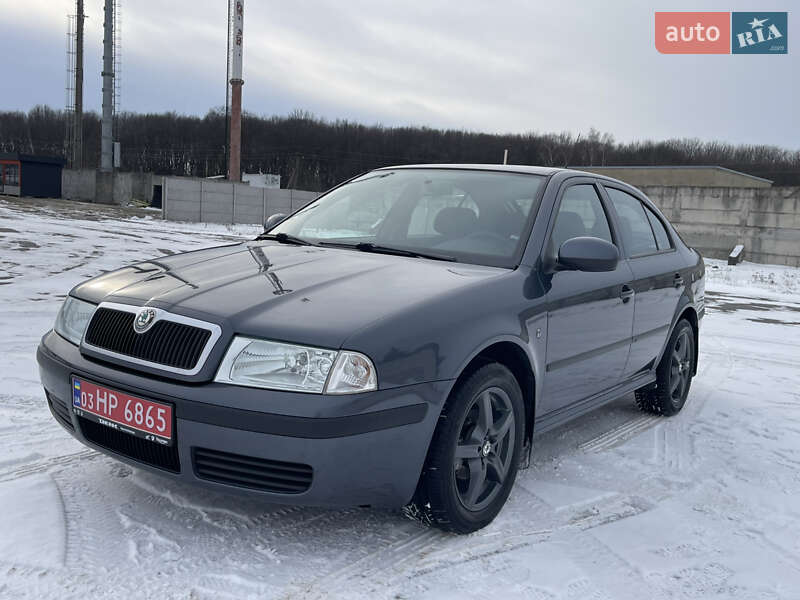 Лифтбек Skoda Octavia 2010 в Виннице
