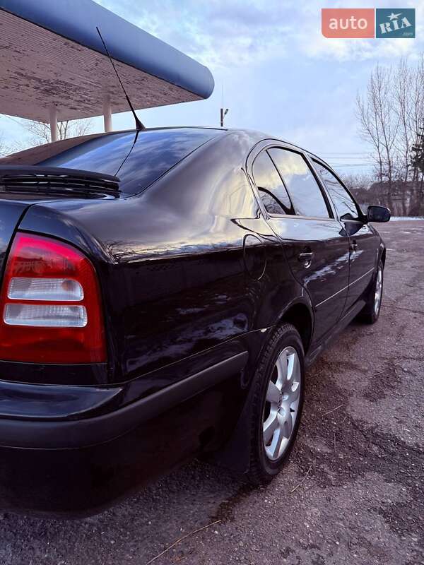Ліфтбек Skoda Octavia 2008 в Чернівцях