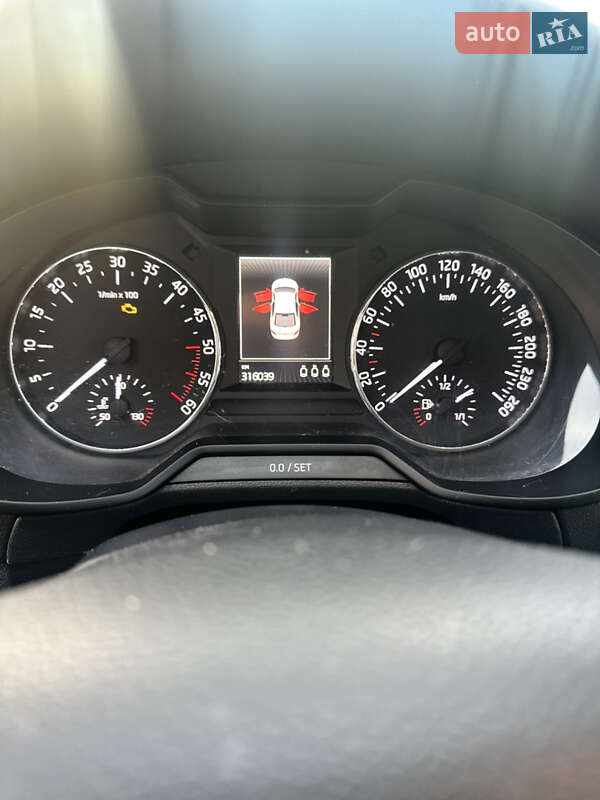 Лифтбек Skoda Octavia 2014 в Киеве фото 10 Лифтбек Skoda Octavia 2014 в Киеве