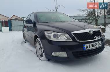 Лифтбек Skoda Octavia 2009 в Згуровке