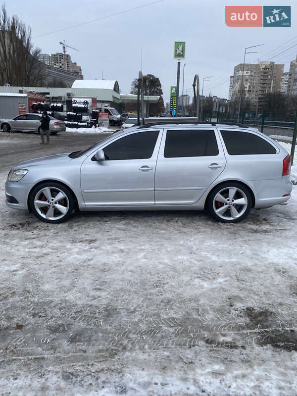 Универсал Skoda Octavia 2010 в Киеве