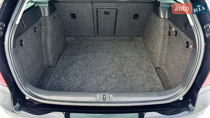 Универсал Skoda Octavia 2013 в Хороле