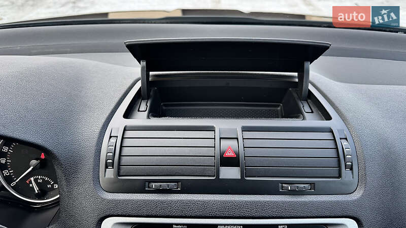 Универсал Skoda Octavia 2013 в Хороле