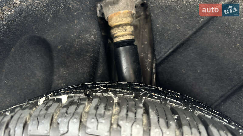 Универсал Skoda Octavia 2013 в Хороле