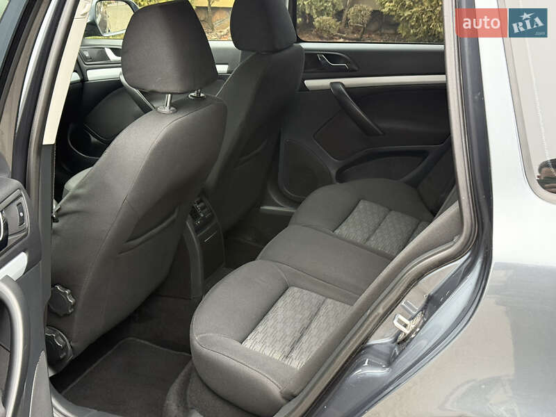 Універсал Skoda Octavia 2011 в Сарнах