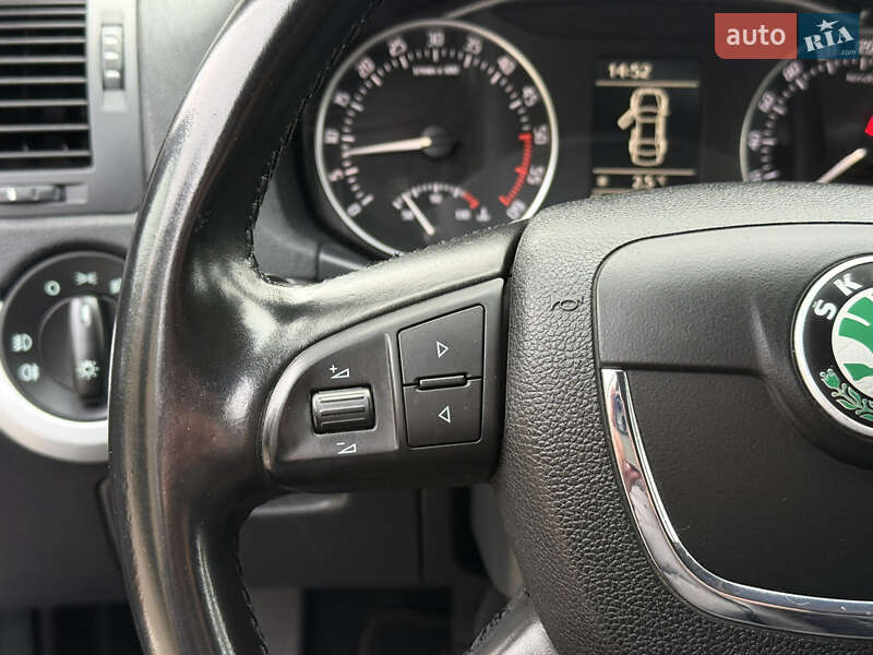 Універсал Skoda Octavia 2011 в Сарнах