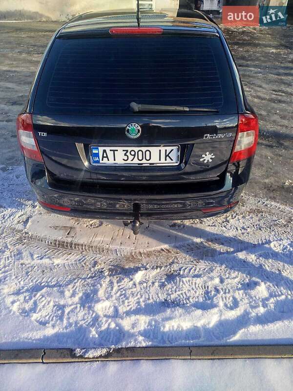 Универсал Skoda Octavia 2011 в Снятине