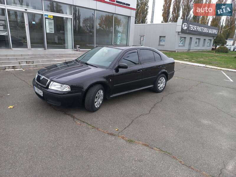 Лифтбек Skoda Octavia 2003 в Киеве