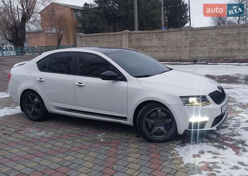 Лифтбек Skoda Octavia 2014 в Врадиевке