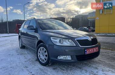 Универсал Skoda Octavia 2009 в Ровно
