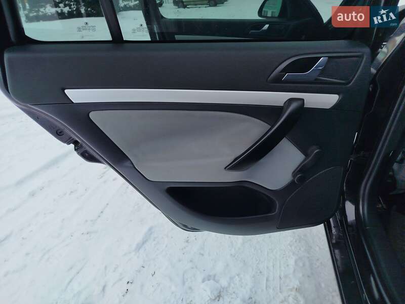 Универсал Skoda Octavia 2004 в Бучаче