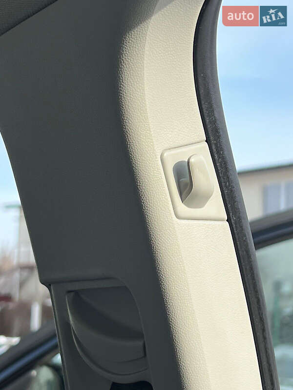 Универсал Skoda Octavia 2010 в Житомире