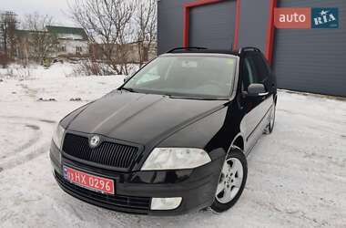 Универсал Skoda Octavia 2009 в Барышевке