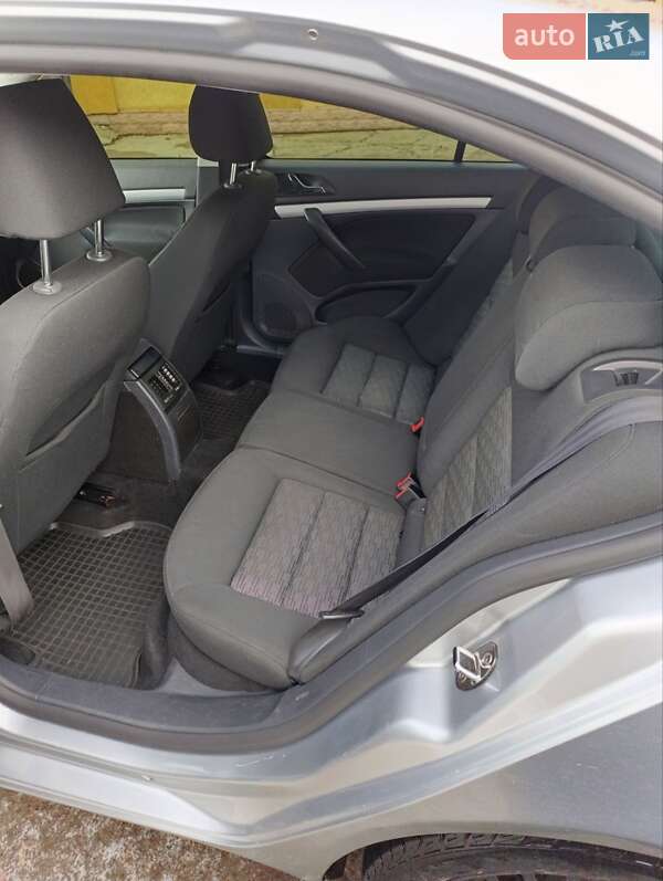 Лифтбек Skoda Octavia 2011 в Кривом Роге