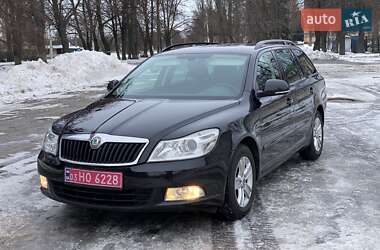 Универсал Skoda Octavia 2010 в Полтаве