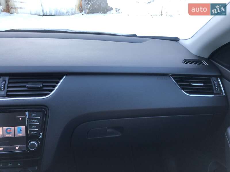 Универсал Skoda Octavia 2015 в Коростене