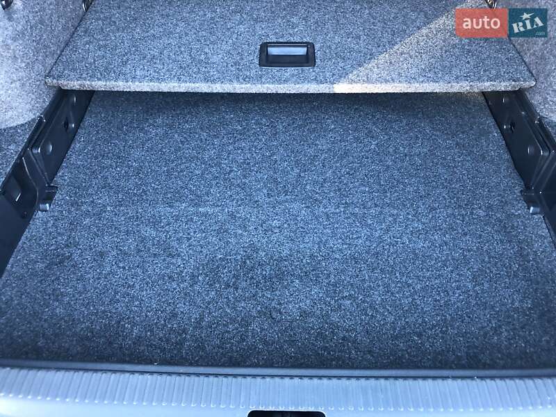 Универсал Skoda Octavia 2015 в Коростене