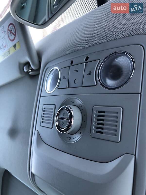 Универсал Skoda Octavia 2015 в Коростене