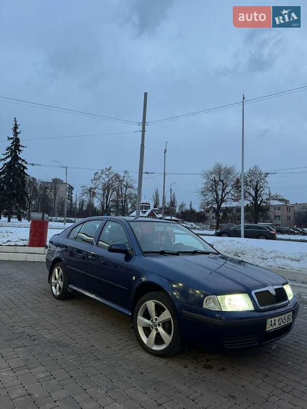 Лифтбек Skoda Octavia 2006 в Киеве