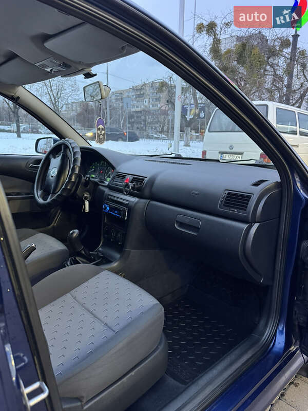 Лифтбек Skoda Octavia 2006 в Киеве