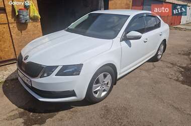 Ліфтбек Skoda Octavia 2017 в Харкові