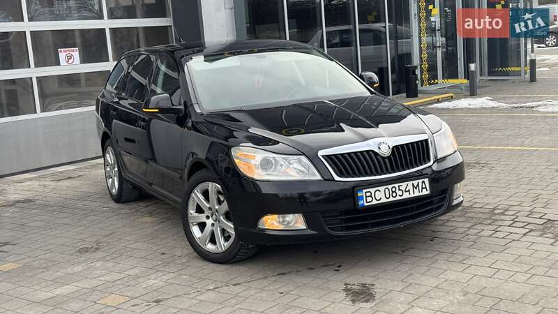 Універсал Skoda Octavia 2010 в Дрогобичі