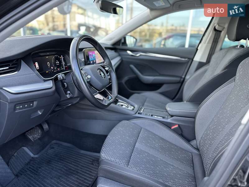 Универсал Skoda Octavia 2021 в Киеве