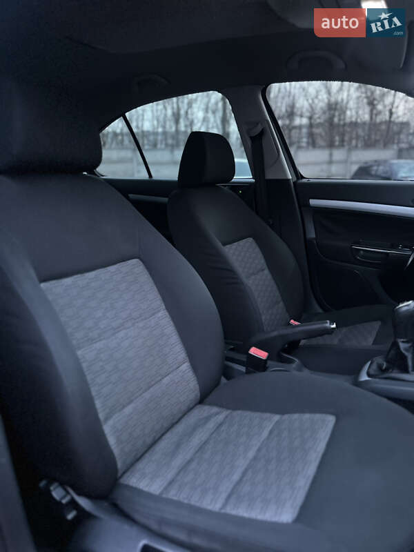 Лифтбек Skoda Octavia 2010 в Кривом Роге фото 18 Лифтбек Skoda Octavia 2010 в Кривом Роге