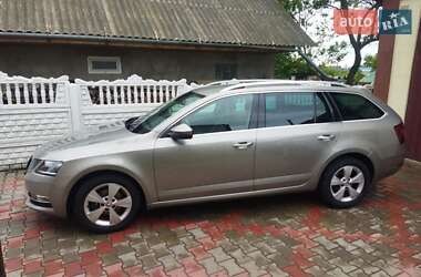 Універсал Skoda Octavia 2019 в Звягелі