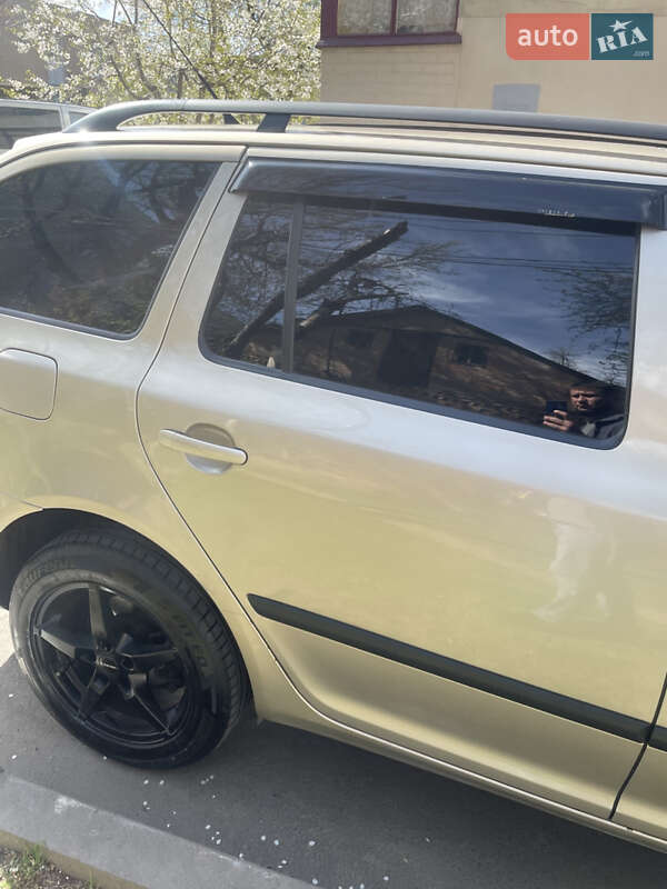Универсал Skoda Octavia 2005 в Виннице