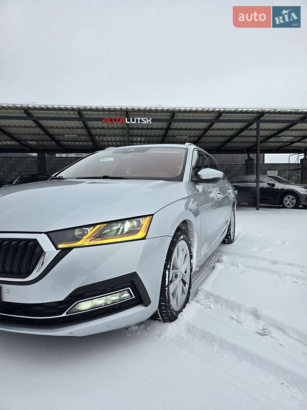 Универсал Skoda Octavia 2022 в Луцке