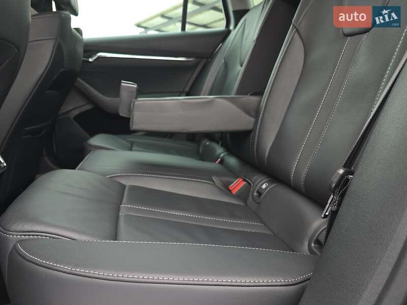 Универсал Skoda Octavia 2022 в Луцке