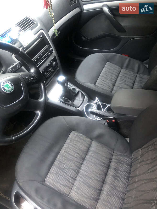 Універсал Skoda Octavia 2010 в Луцьку фото 5 Універсал Skoda Octavia 2010 в Луцьку