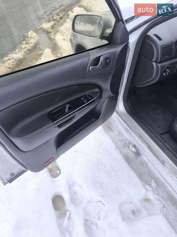 Универсал Skoda Octavia 2004 в Виннице